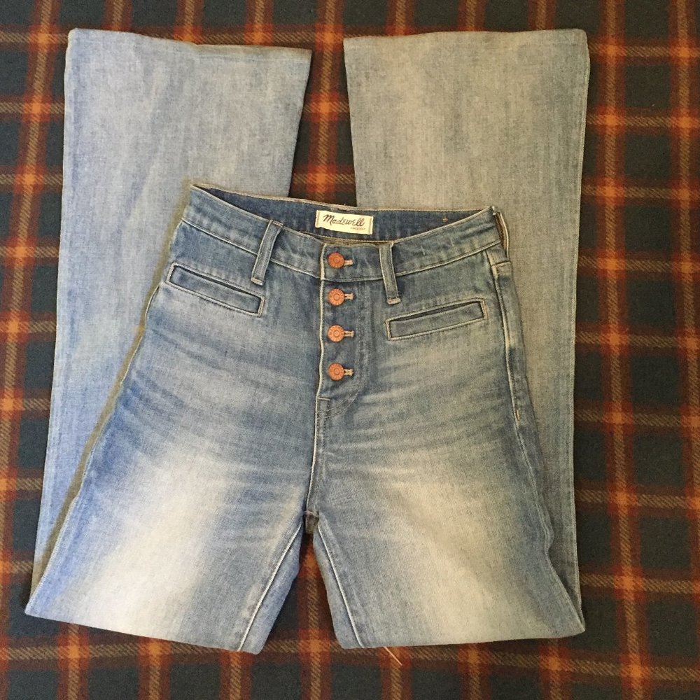 Madewell Highrise Fleamarket Flares size 24